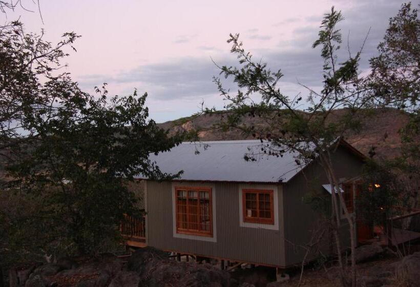 بنسيون 5th Seasons Guesthouse