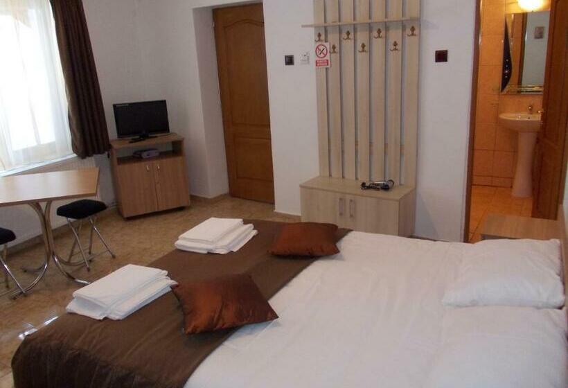 ペンション Clisura Dunarii   Danubian Border