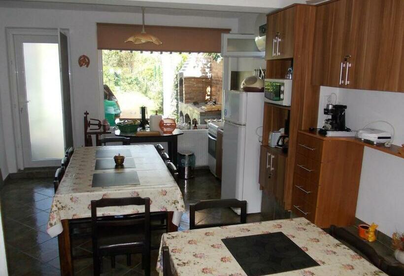 ペンション Clisura Dunarii   Danubian Border