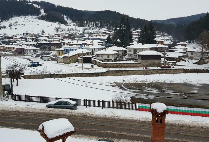 Pensionat Denis Guest House