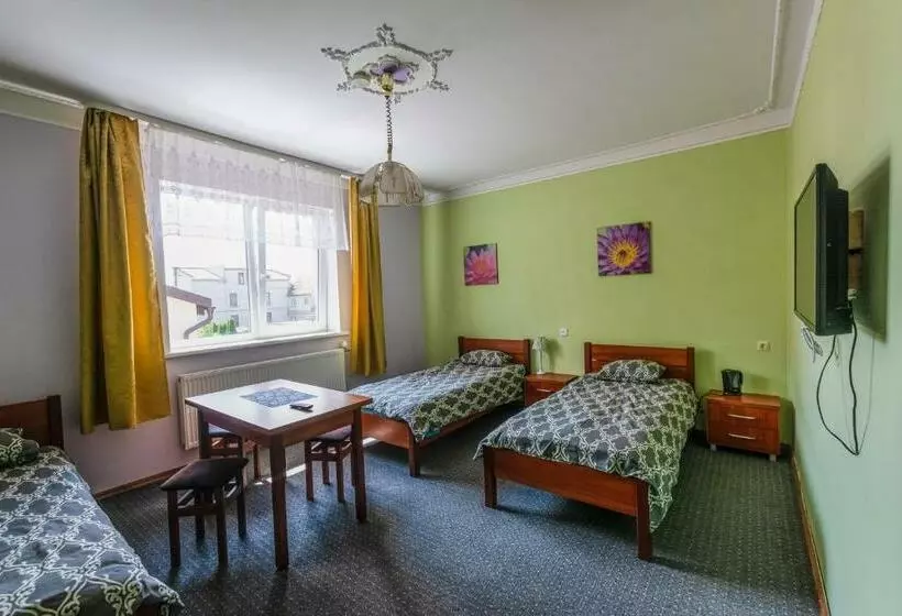 پانسیون Regina Guest House