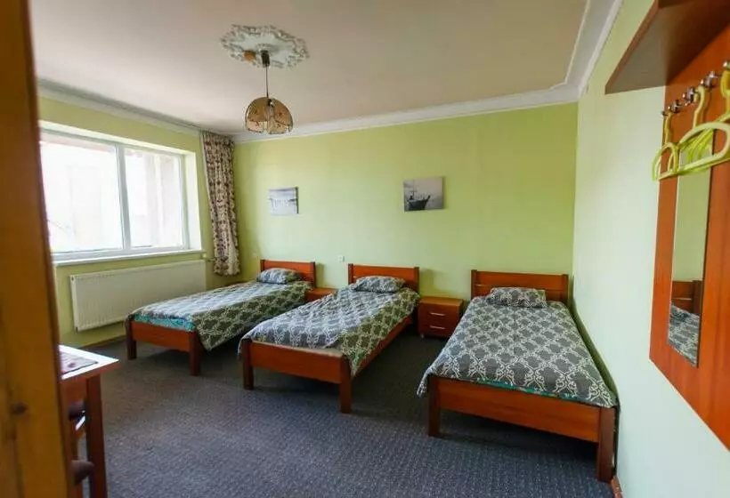 پانسیون Regina Guest House