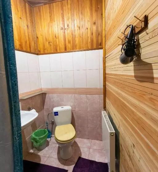 پانسیون Regina Guest House