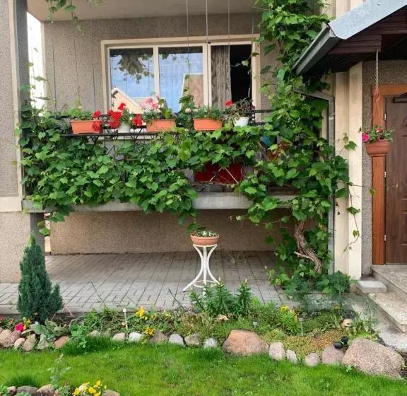 پانسیون Regina Guest House
