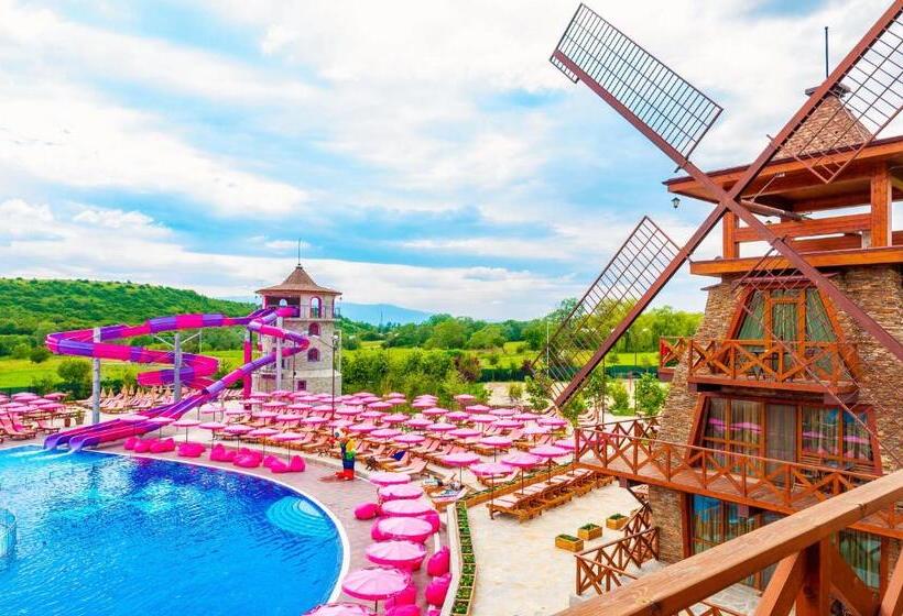 リゾートホテル The Wind Mills Hydropark