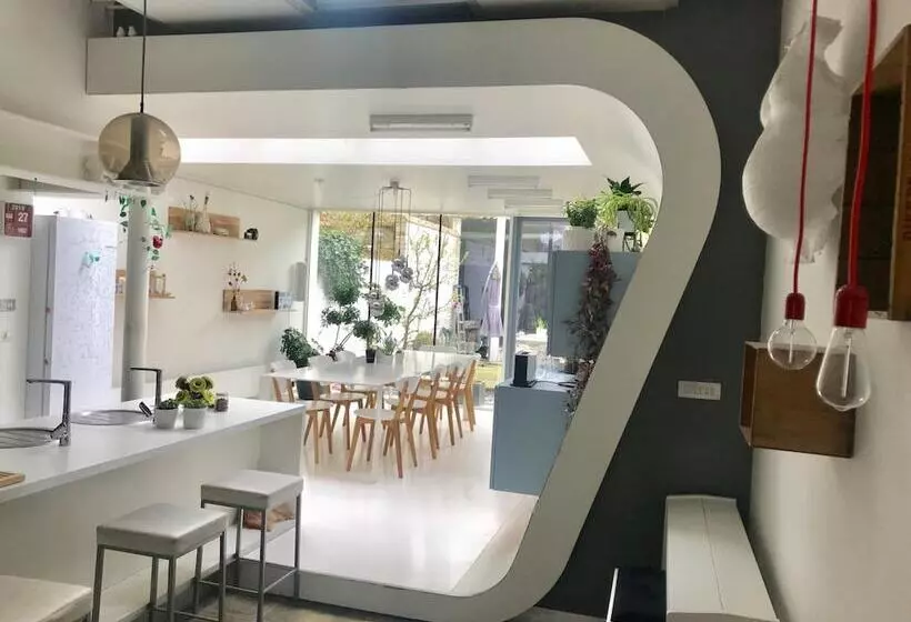 Vegan, Plant Based B&b Central Bruges