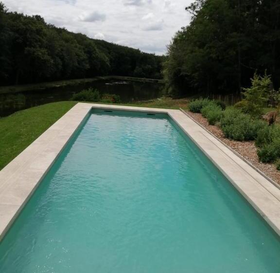 مبيت وإفطار Domaine Du Ris De Feu