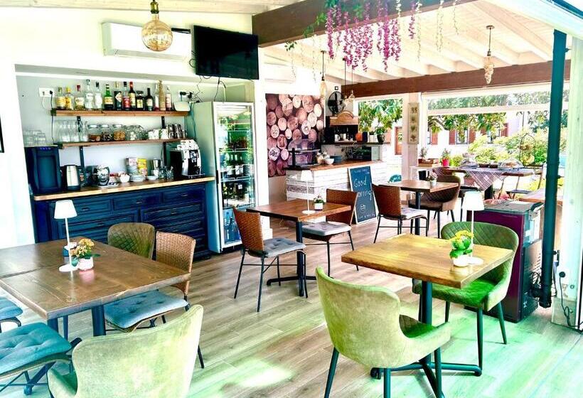 ベッドアンドブレックファースト La Casa Di Campagna Sul Garda