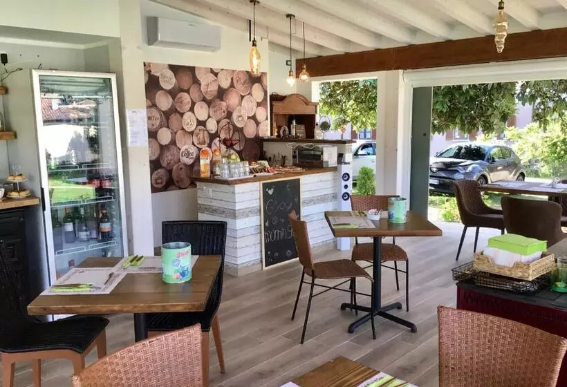 Aamiaismajoitus (B&B) La Casa Di Campagna Sul Garda