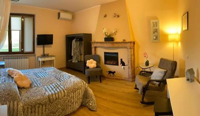 Aamiaismajoitus (B&B) La Casa Di Campagna Sul Garda