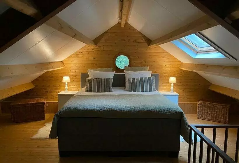 Aamiaismajoitus (B&B) T Wettenshuys