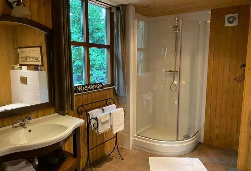 Aamiaismajoitus (B&B) T Wettenshuys