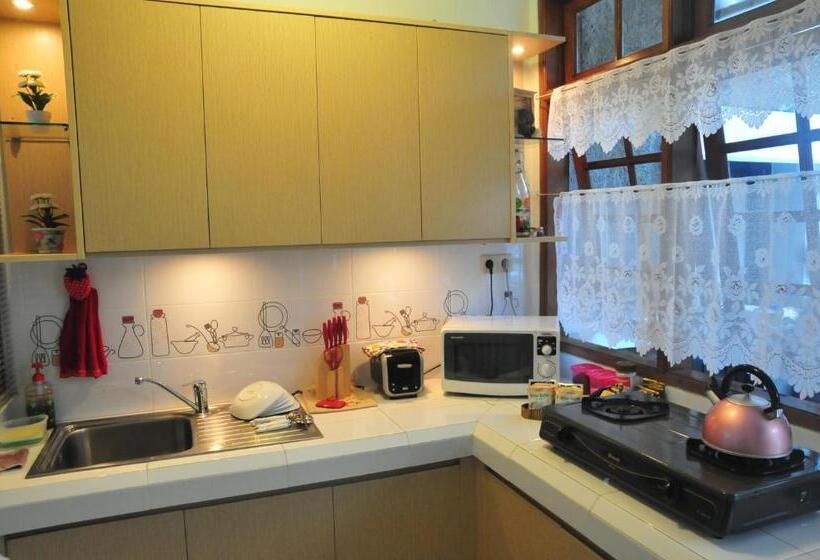 Bed And Breakfast Tomang