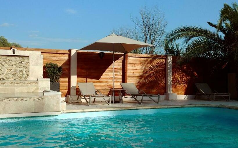 Chez Isabelle Et Guy B&b