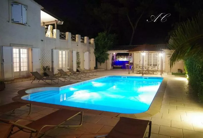 Chez Isabelle Et Guy B&b