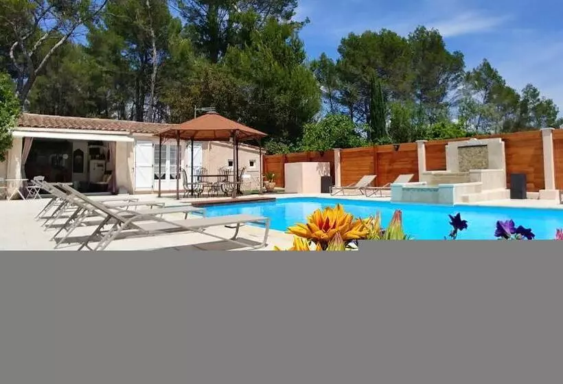 Chez Isabelle Et Guy B&b