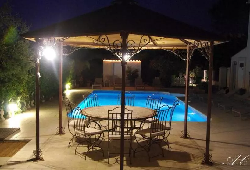 Chez Isabelle Et Guy B&b