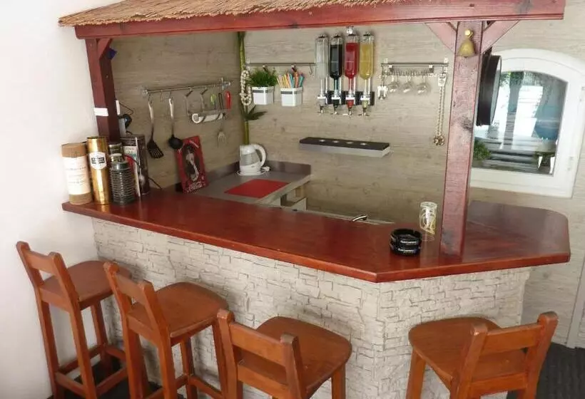 Chez Isabelle Et Guy B&b