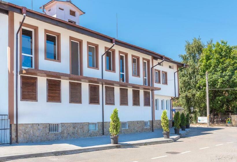 ホテル Chernomorets