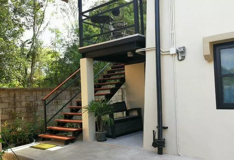 ペンション Chaisuk Bungalow