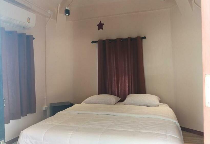 Pansiyon Chaisuk Bungalow