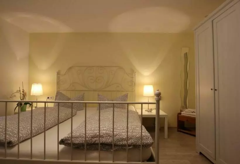 Majatalo Gästehaus Jeurissen Ca 5 Autominuten Von Europa Park Rust Oder Rulantica