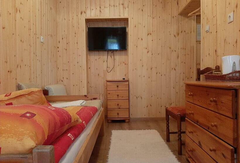 膳宿费 Kiskastély Fogadó étterem