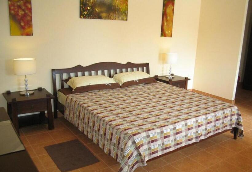 פנסיון Lonops Gay Paradise