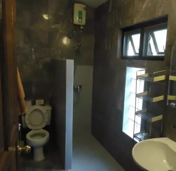 Majatalo Lonops Gay Paradise