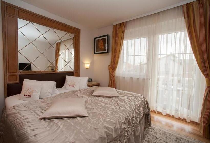 بنسيون Villa Katharina