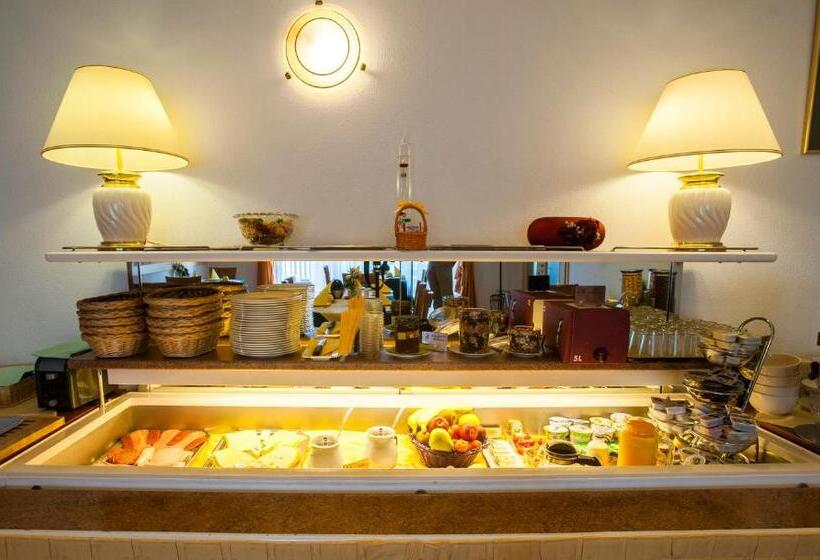 بنسيون Villa Katharina