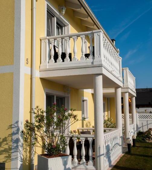 بنسيون Villa Katharina