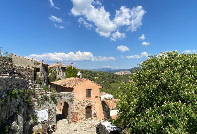 ペンション Villa Les Restanques