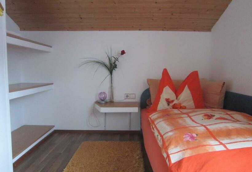 مبيت وإفطار Haus Jochum