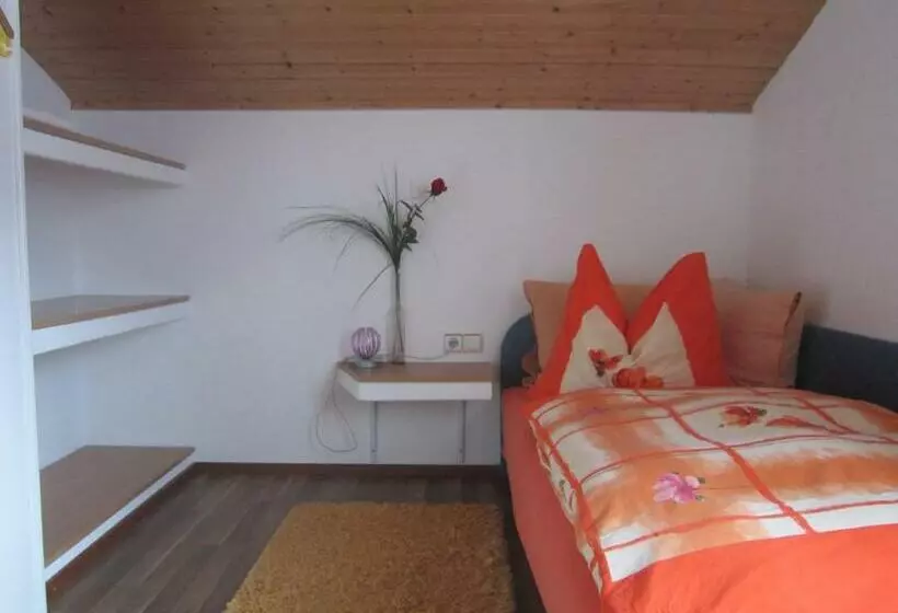 Aamiaismajoitus (B&B) Haus Jochum