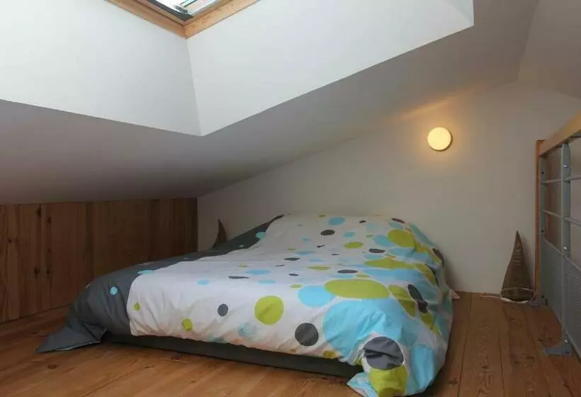 Aamiaismajoitus (B&B) La Grange Des Griottiers