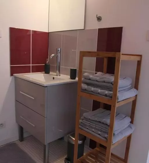 Aamiaismajoitus (B&B) La Grange Des Griottiers