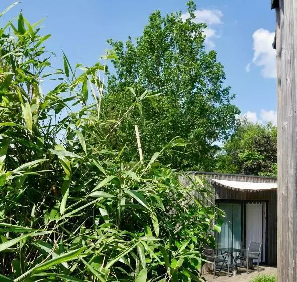 تختخواب و صبحانه Les Cabanes De Do