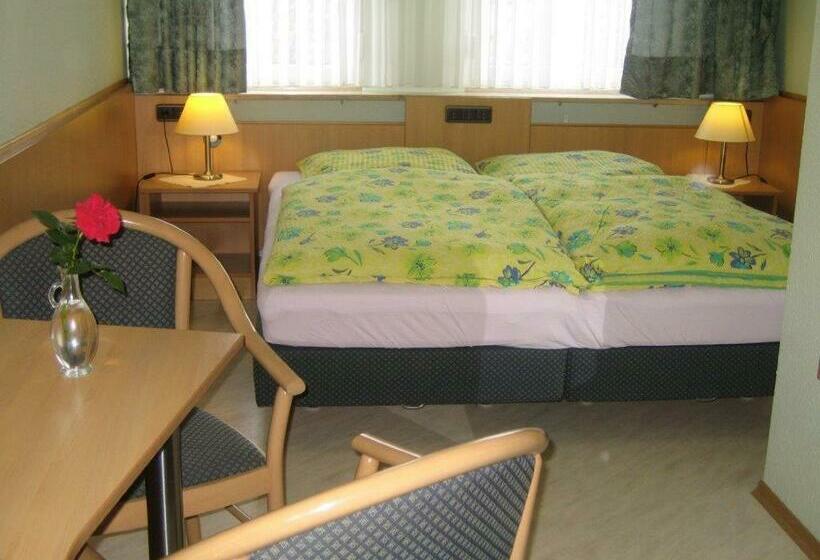 Hotel Gasthofmetzgerei Rotes Ross