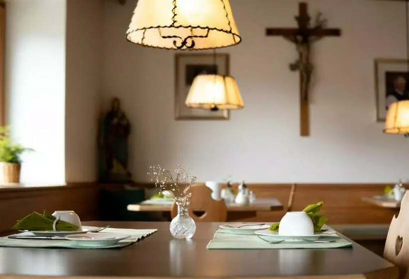 ペンション Active B&b Prairerhof