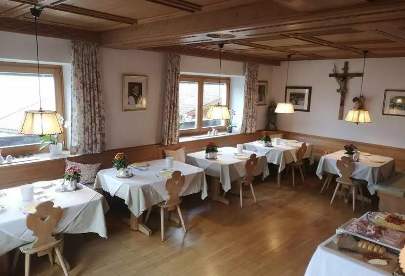 ペンション Active B&b Prairerhof