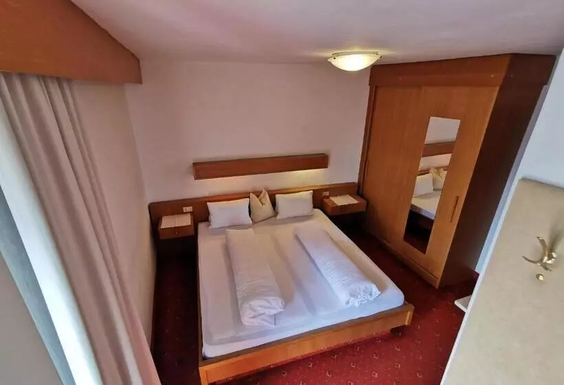 ペンション Active B&b Prairerhof