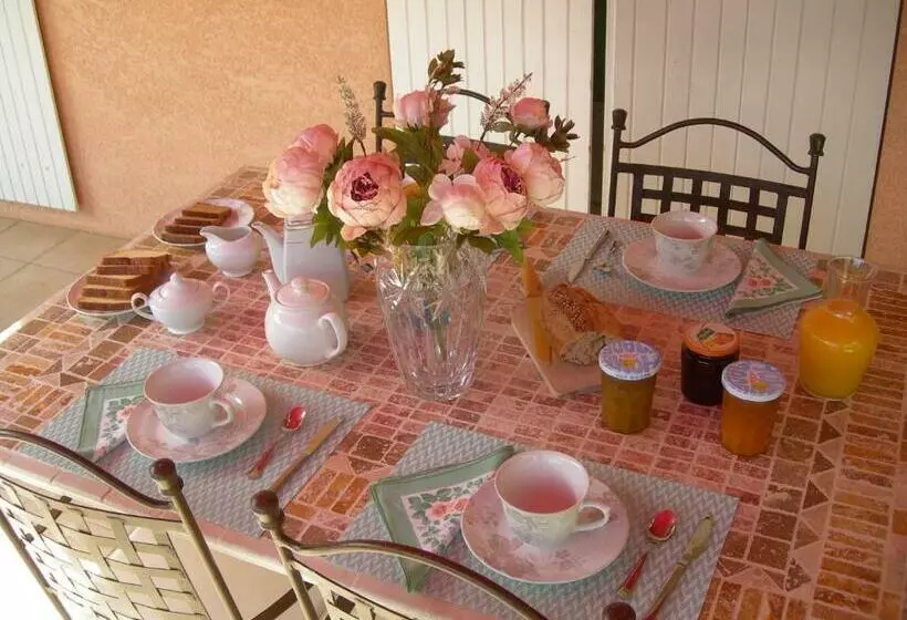 ペンション B&b Villa Les Tamaris