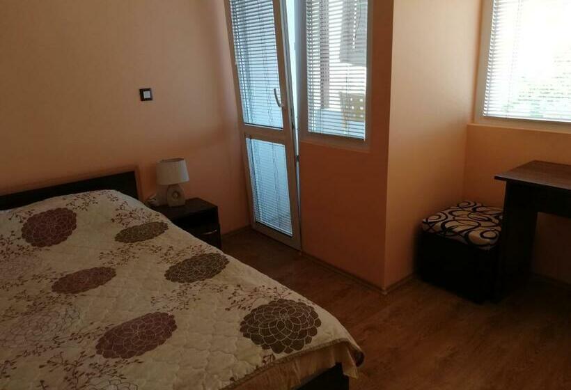 پانسیون Guest House Emi