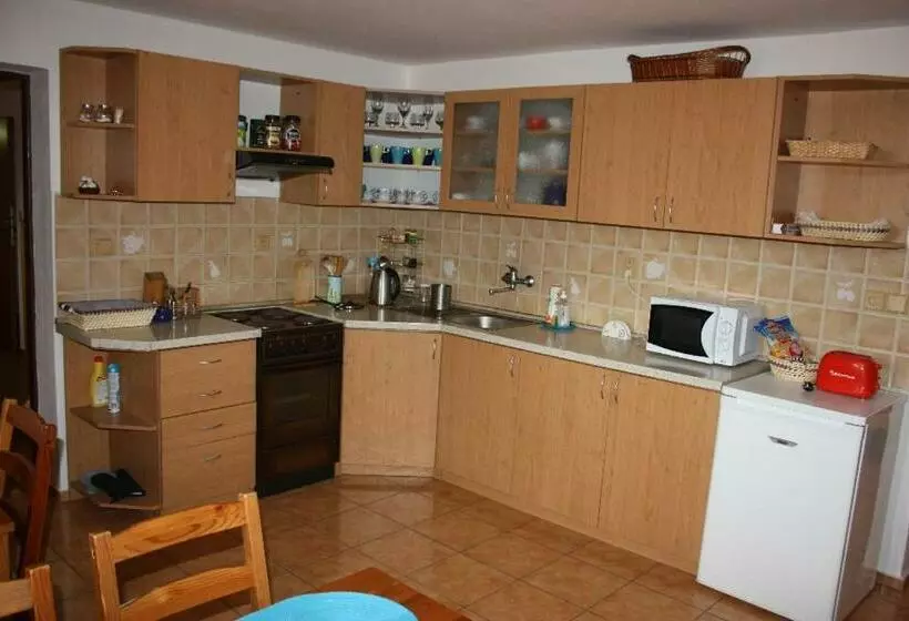 Majatalo Rodinny Penzion Kunc