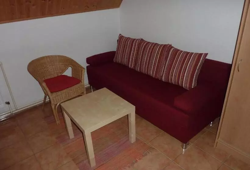 Majatalo Rodinny Penzion Kunc