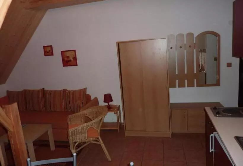 Majatalo Rodinny Penzion Kunc