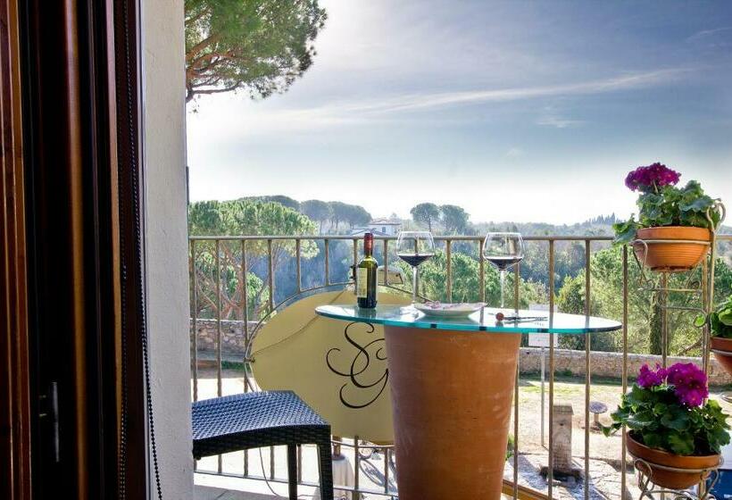 פנסיון Strada Giulia 16