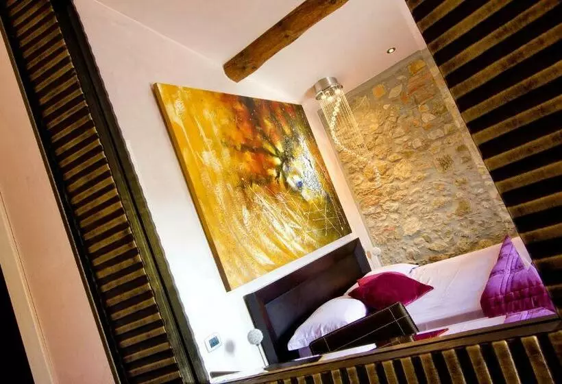 پانسیون Strada Giulia 16