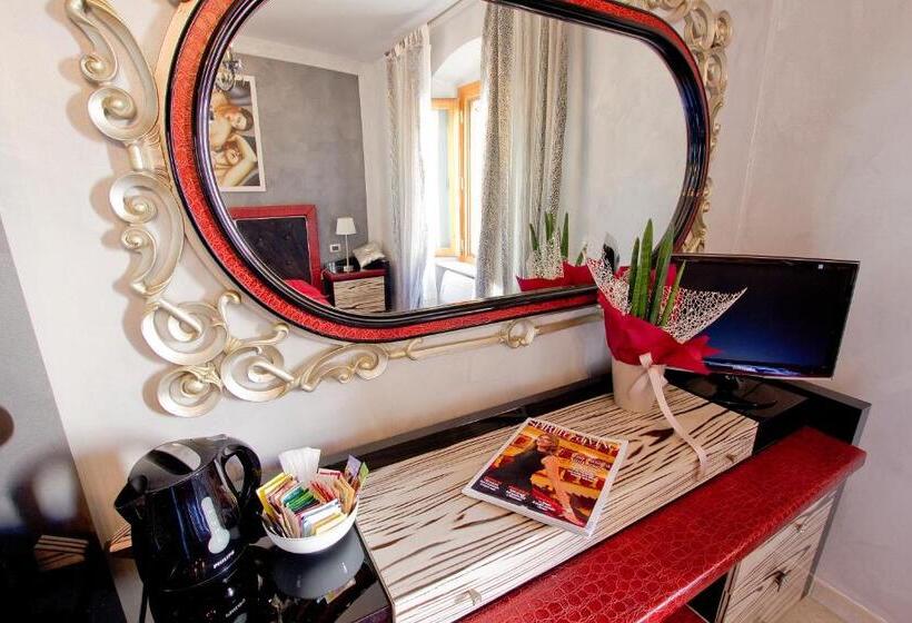 פנסיון Strada Giulia 16